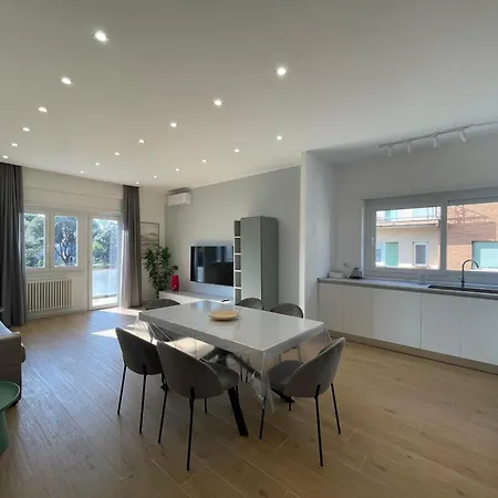 Luciano Primavera Apartment Rome